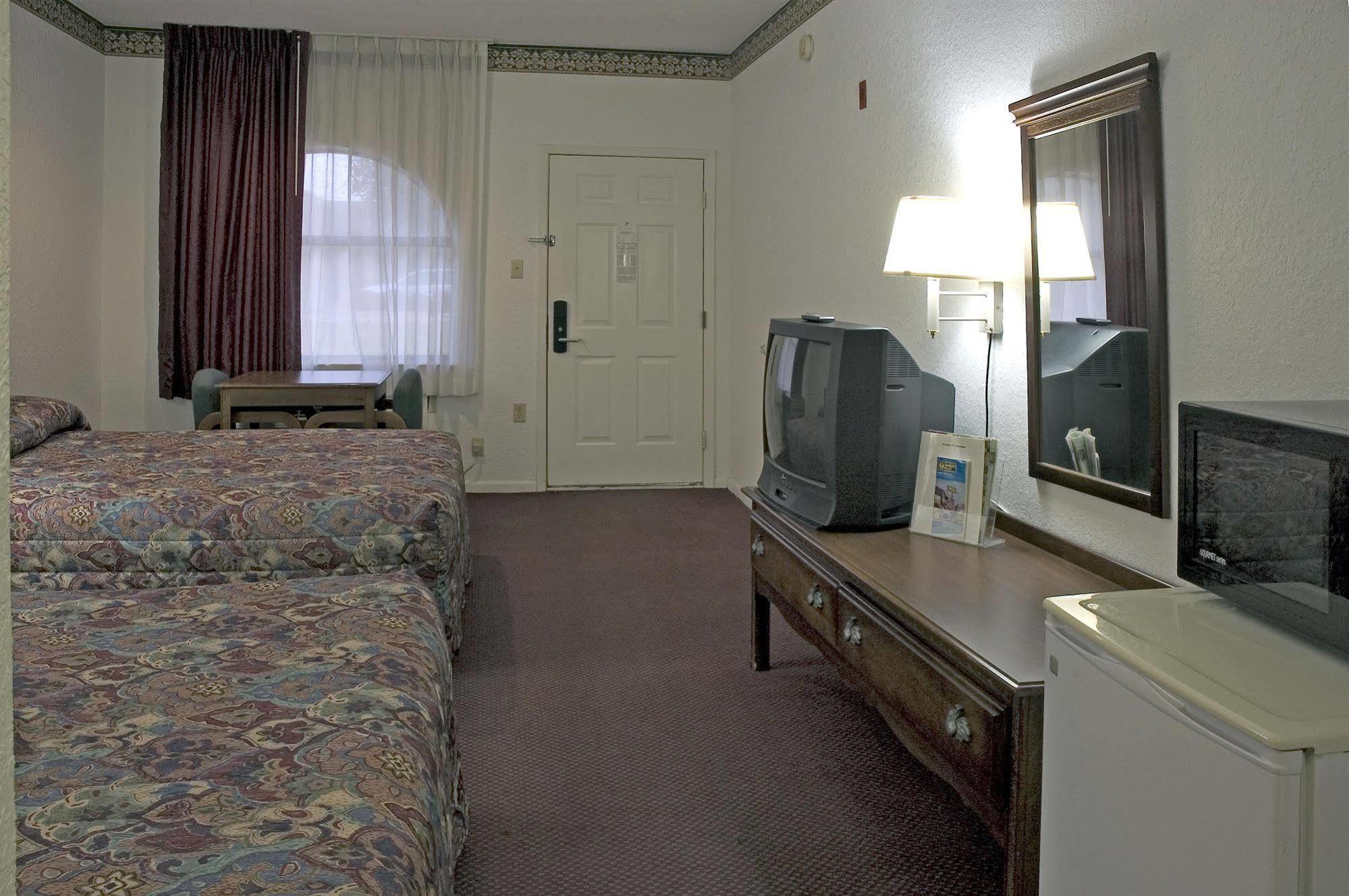 Budget Host Hempstead Inn Brookhollow/Energy Corridor Houston Buitenkant foto